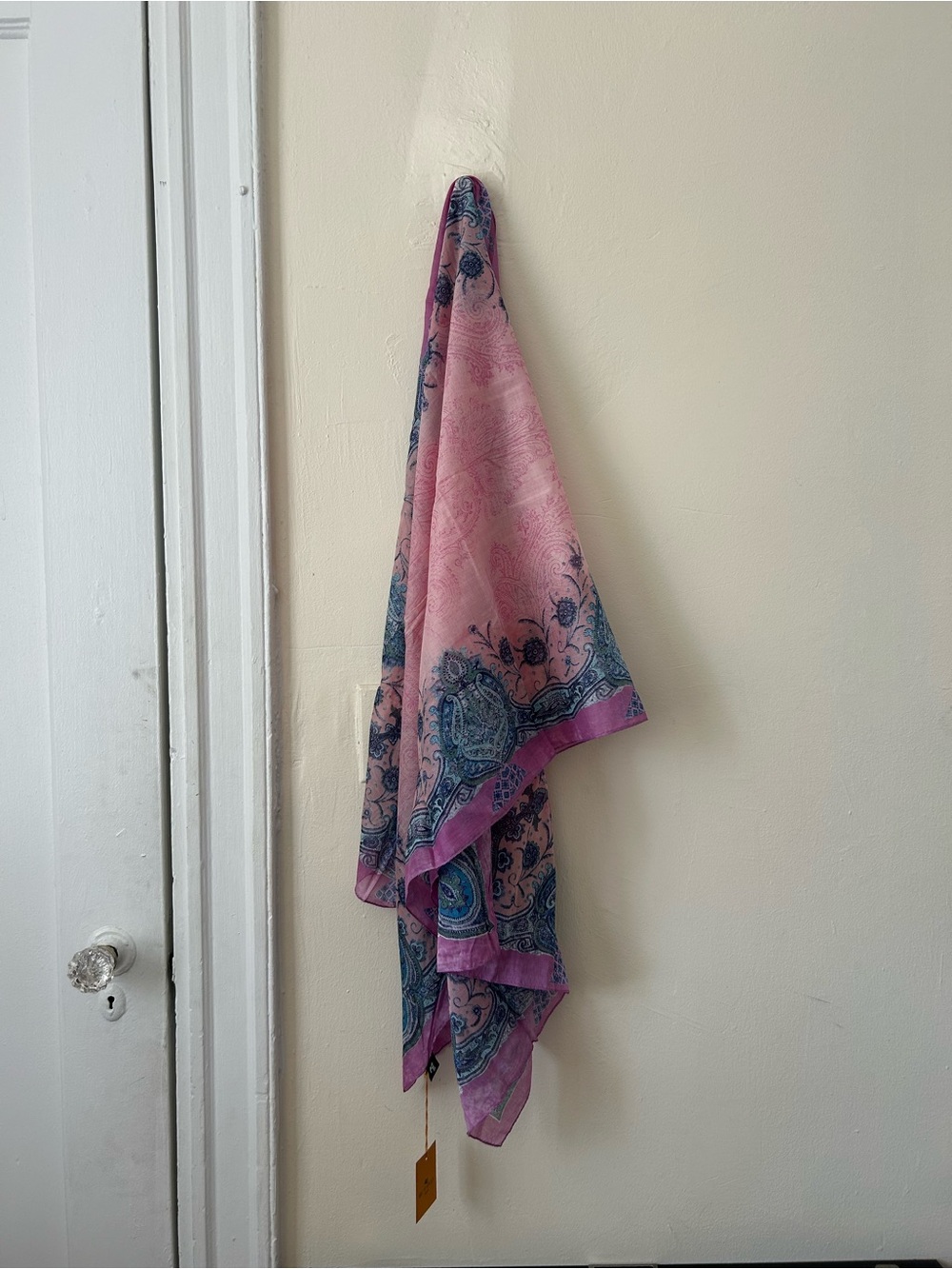 NWT Etro Milano Pink & Blue Paisley Lightweight Cotton Scarf